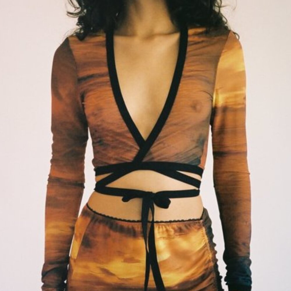 PRISCAVera Sunset Mesh Wrap Top